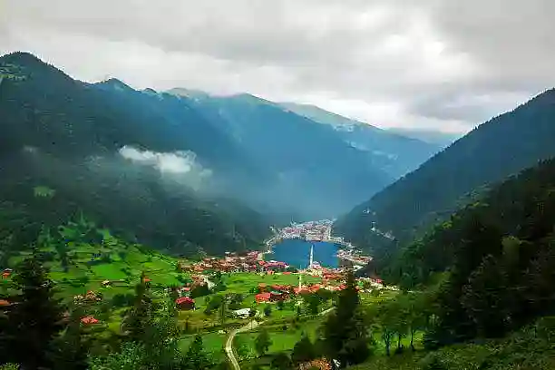 <span>🏞️ Day 2 </span>Uzungöl Full-Day Tour