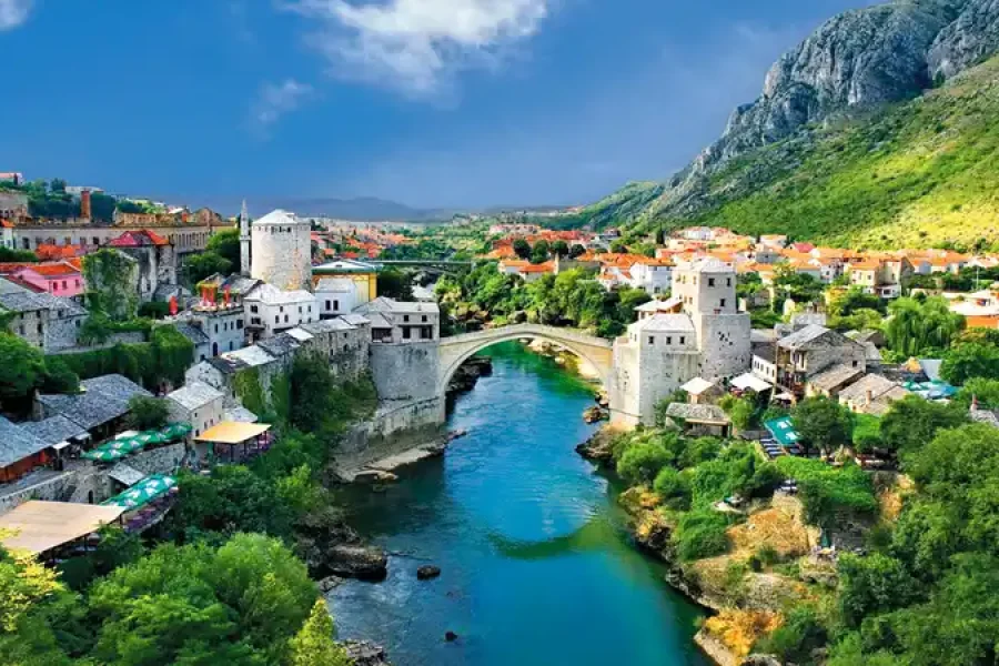 🇧🇦 A Tourist Program to Bosnia – 8 Days, 7 Nights: Sarajevo & Mostar 🌿✨