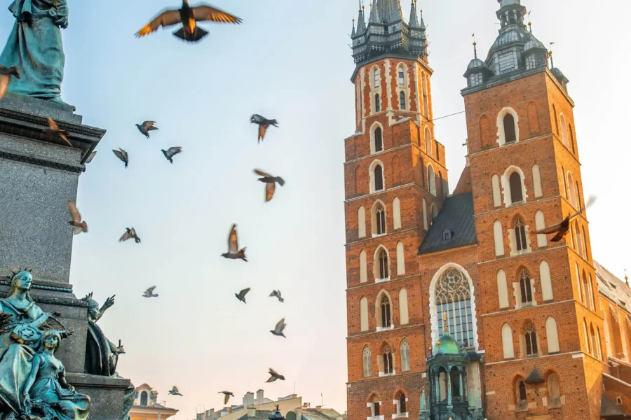 🇵🇱 Luxury Tourist Program to Poland: Krakow & Zakopane – 8 Days / 7 Nights 🌞🏔️